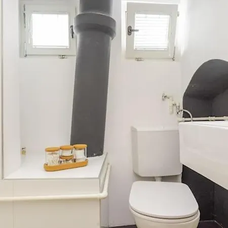Apartman Artistic Quiet Crusader Street *