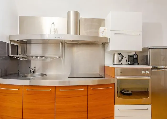 Artistic Quiet Crusader Street