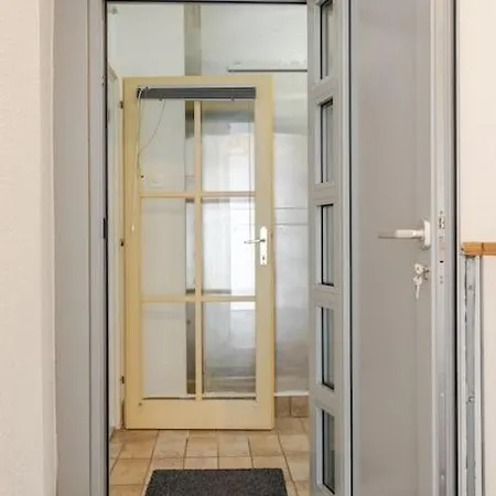 Artistic Quiet Crusader Street Apartma